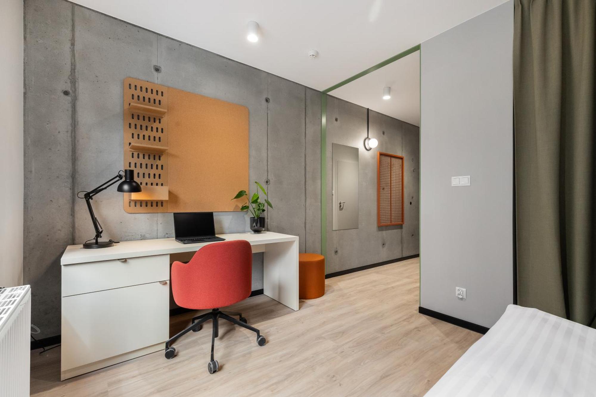 Nextdoor Apartments Красков Екстериор снимка